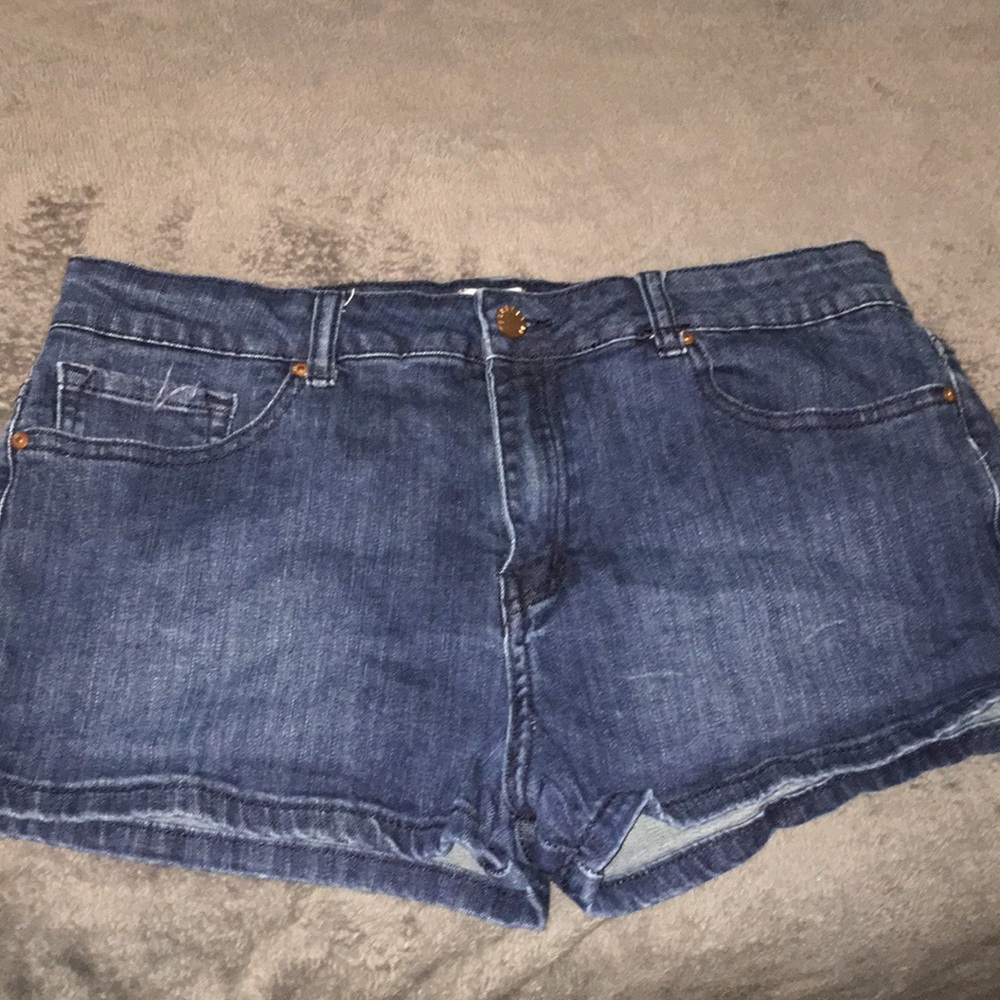 Forever 21 shorts